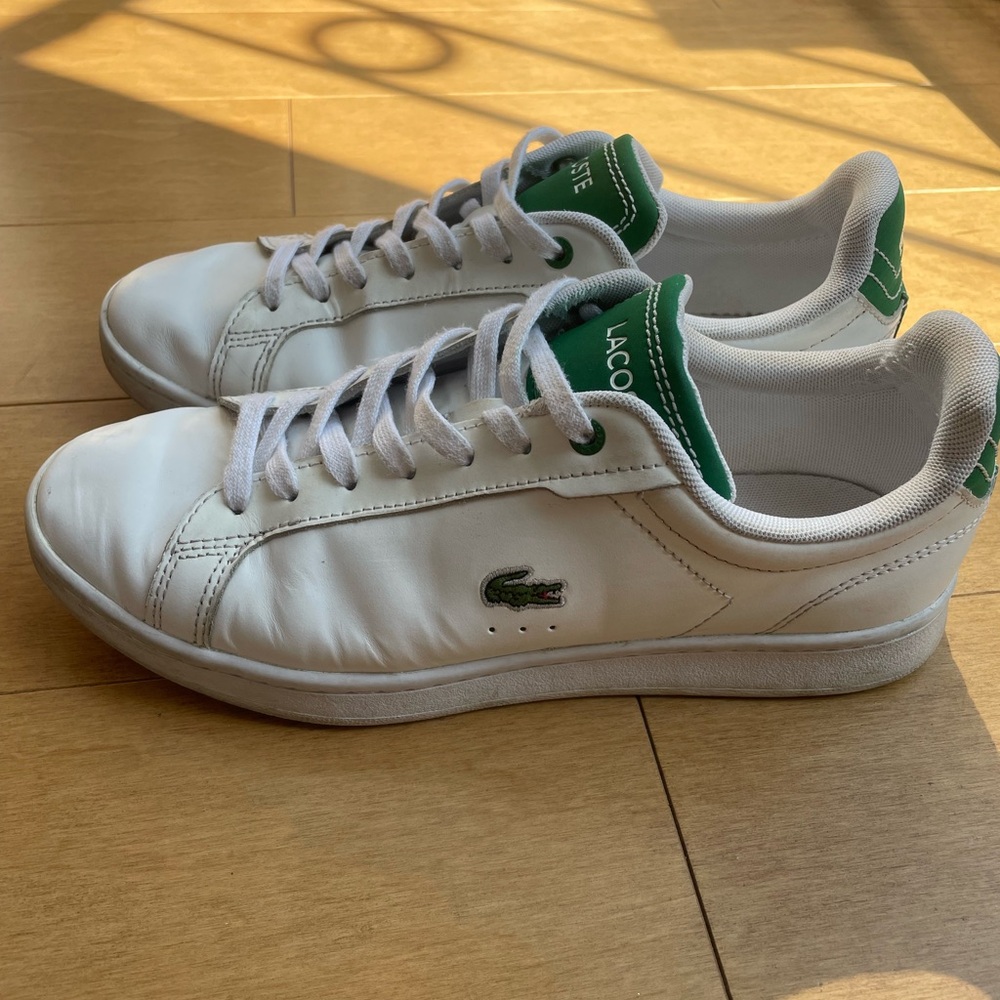 Lacoste Classic Carnaby Pro - White Sneakers with Green Details